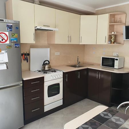 Квартира " A Quiet Place" Apartman Kamjanyi Potoki Kültér fotó