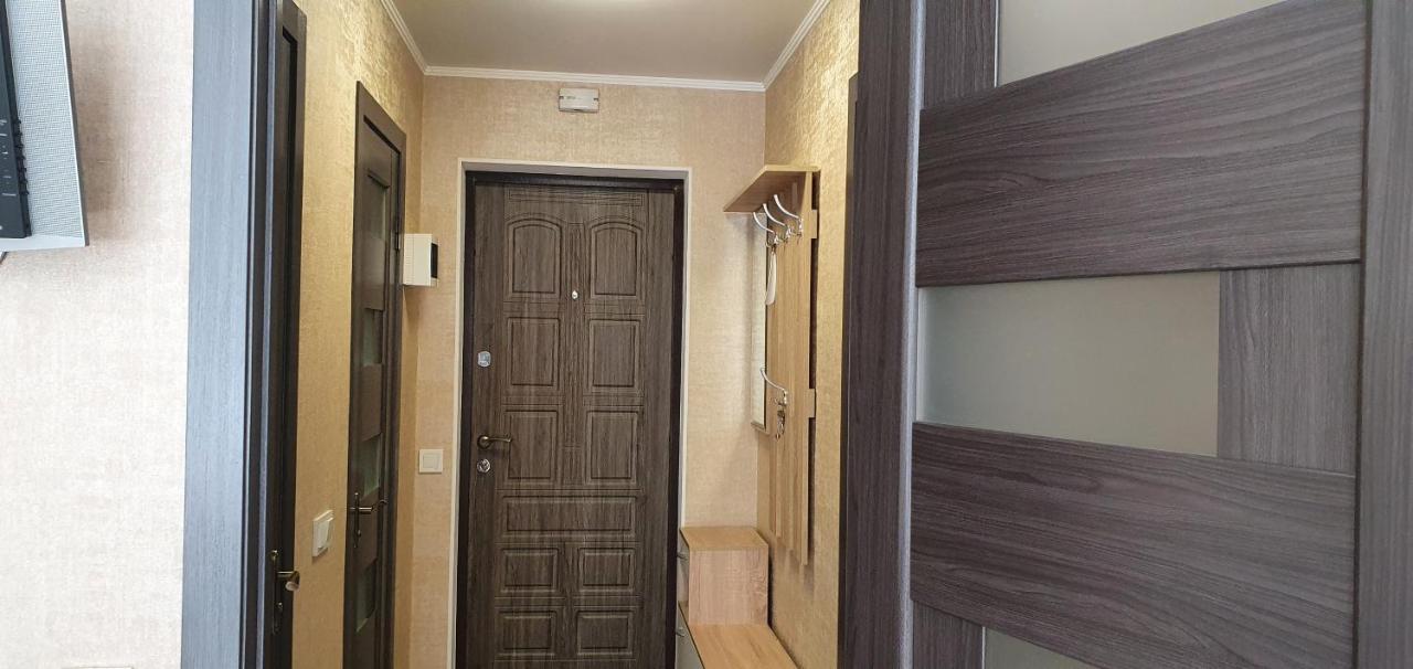 Квартира " A Quiet Place" Apartman Kamjanyi Potoki Kültér fotó